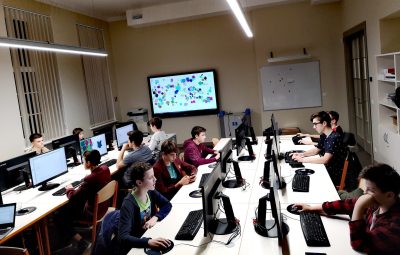 Datorium students coding